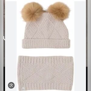 Barefoot Dreams Cozychic Toddler Beanie and Snood Set. Color:Stone NWT